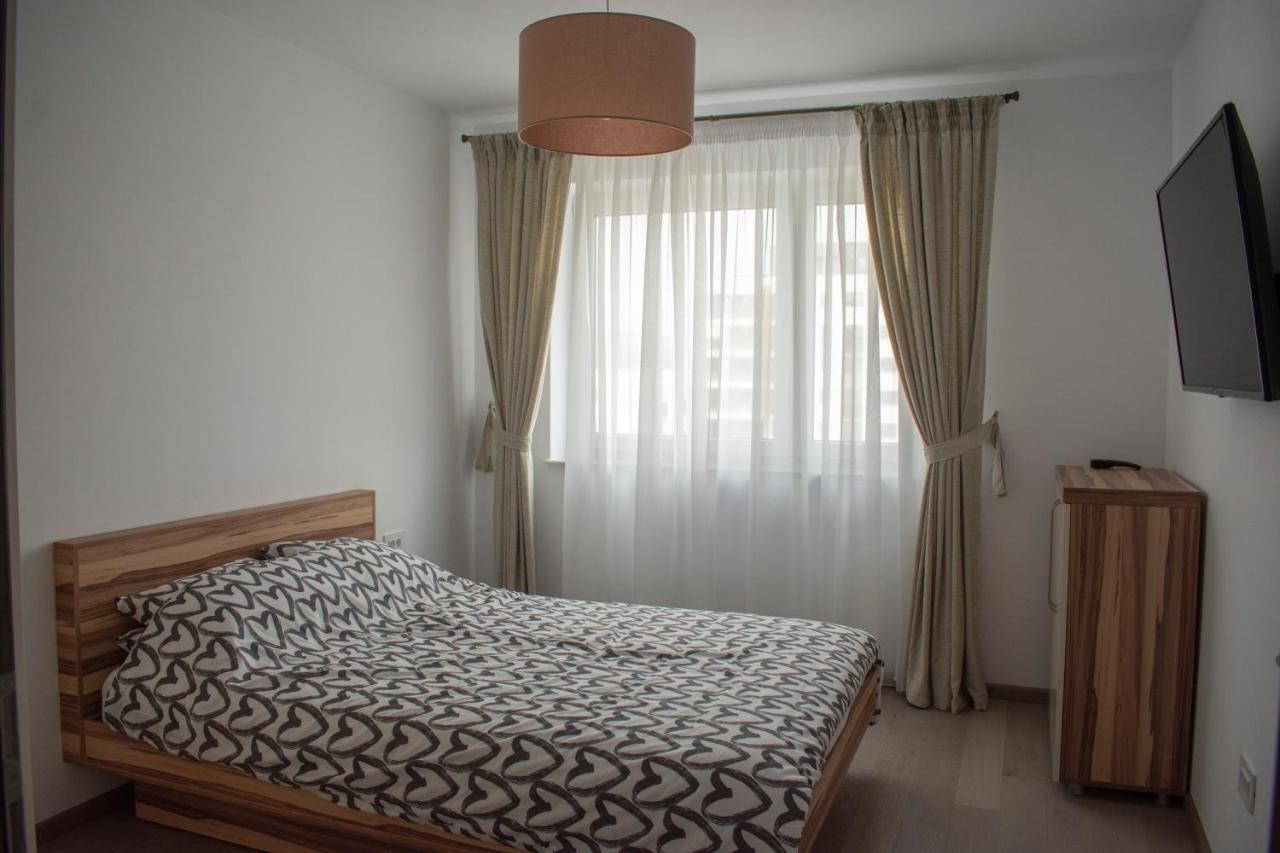 Tampa View Kasper Apartment Брашов Екстериор снимка