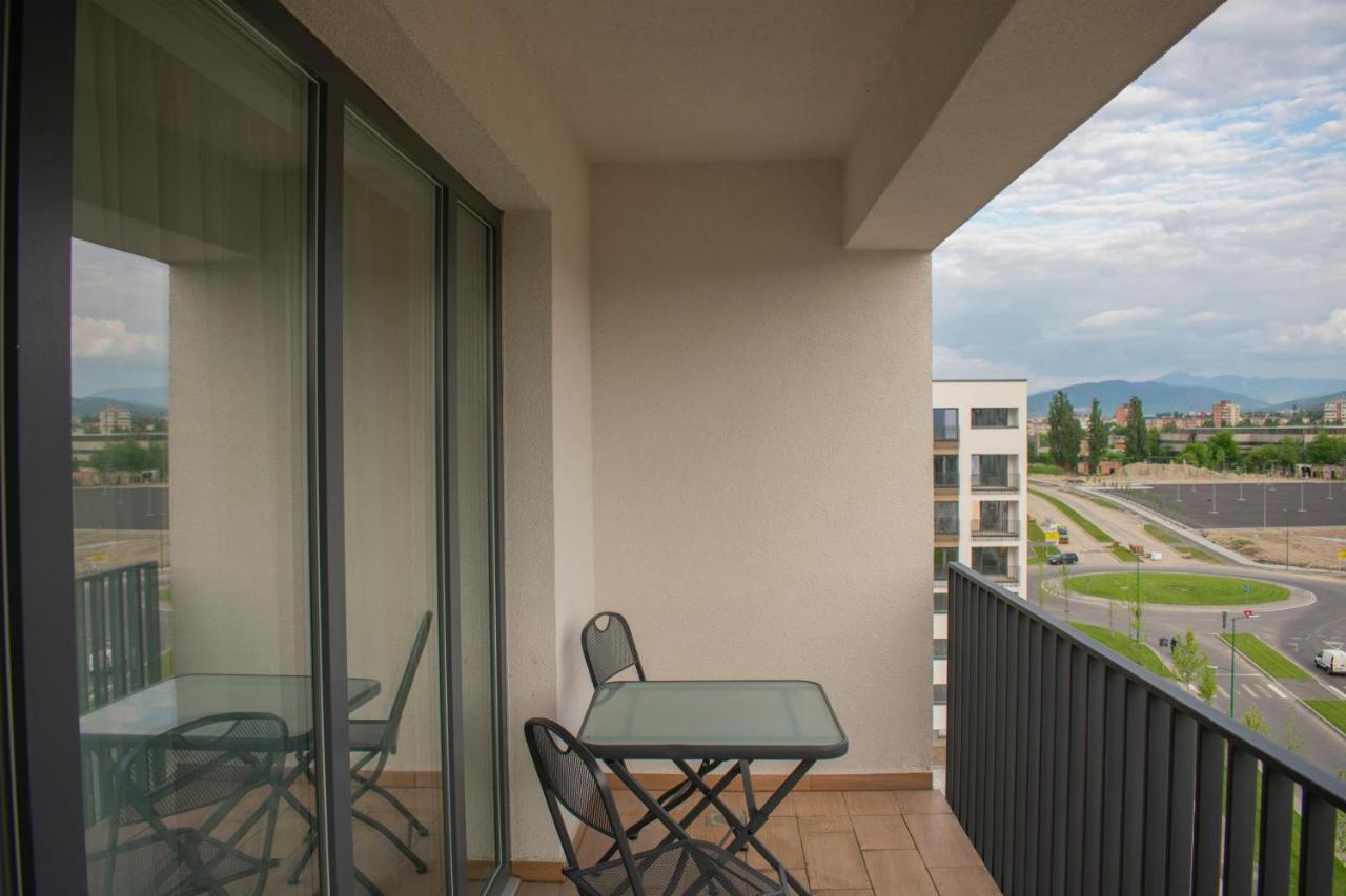 Tampa View Kasper Apartment Брашов Екстериор снимка